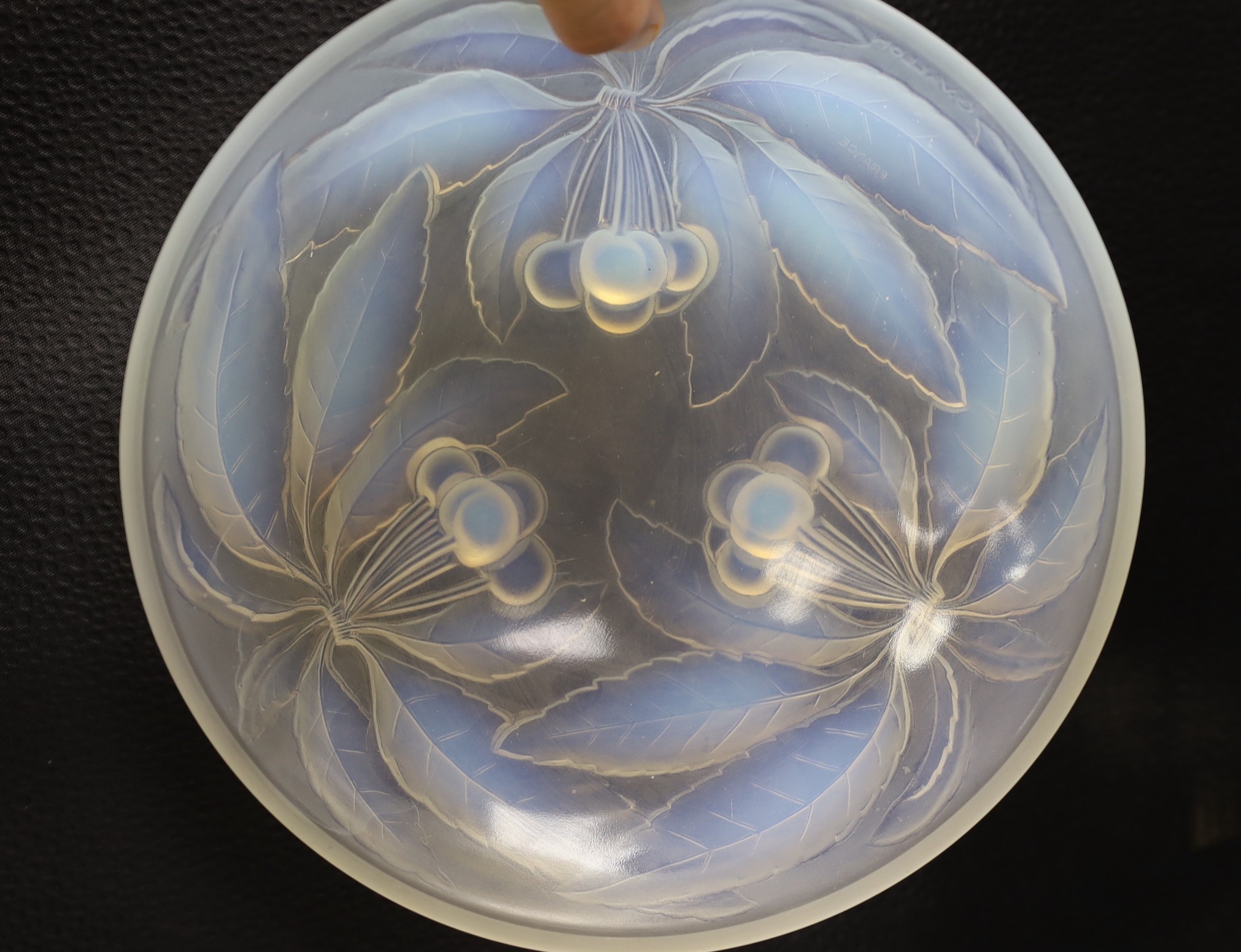 G. Vallon, a frosted glass bowl, 24cm diameter